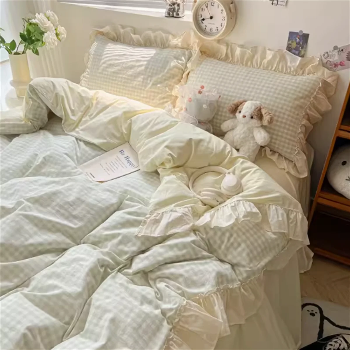 Ruffled Gingham Bedding Set