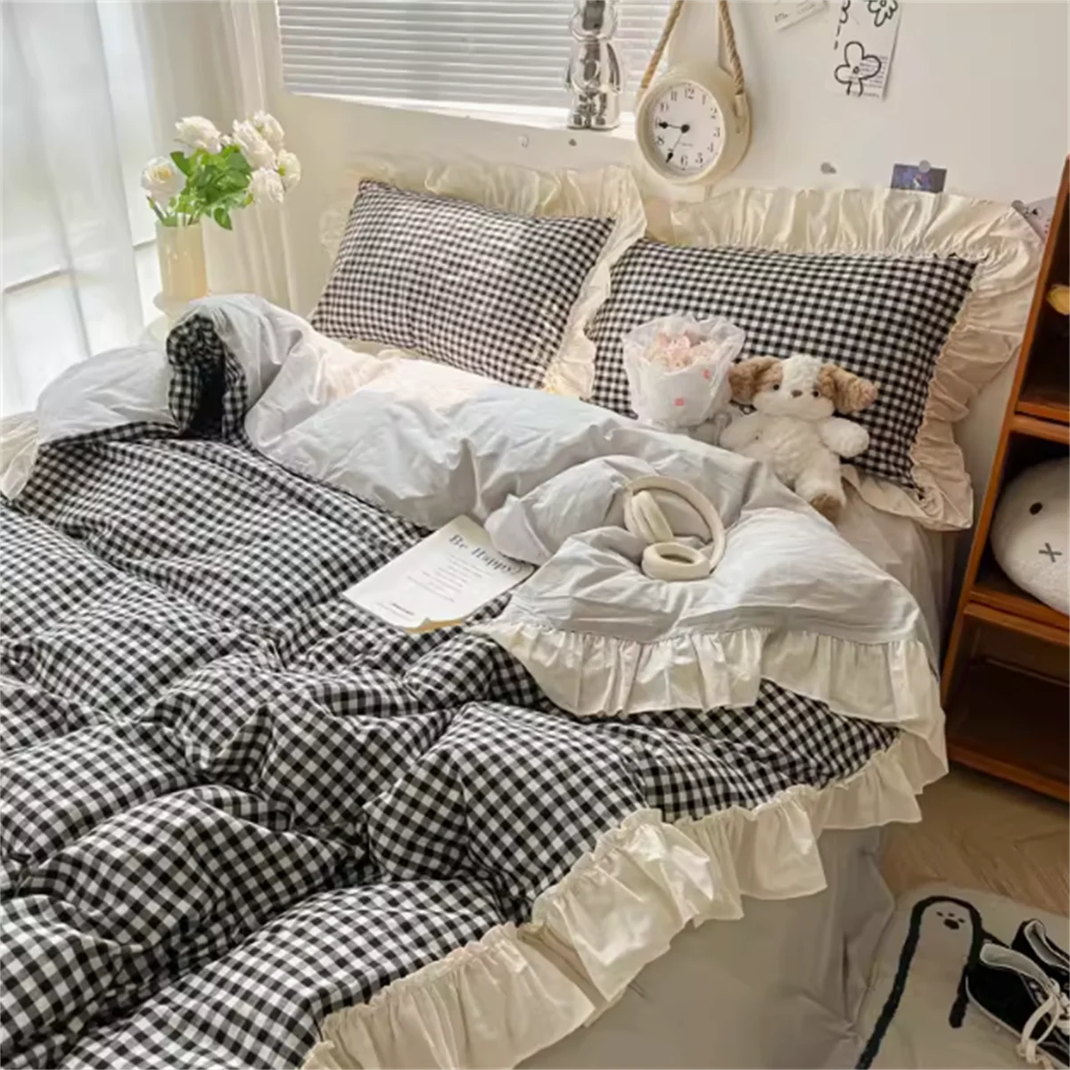 Ruffled Gingham Bedding Set