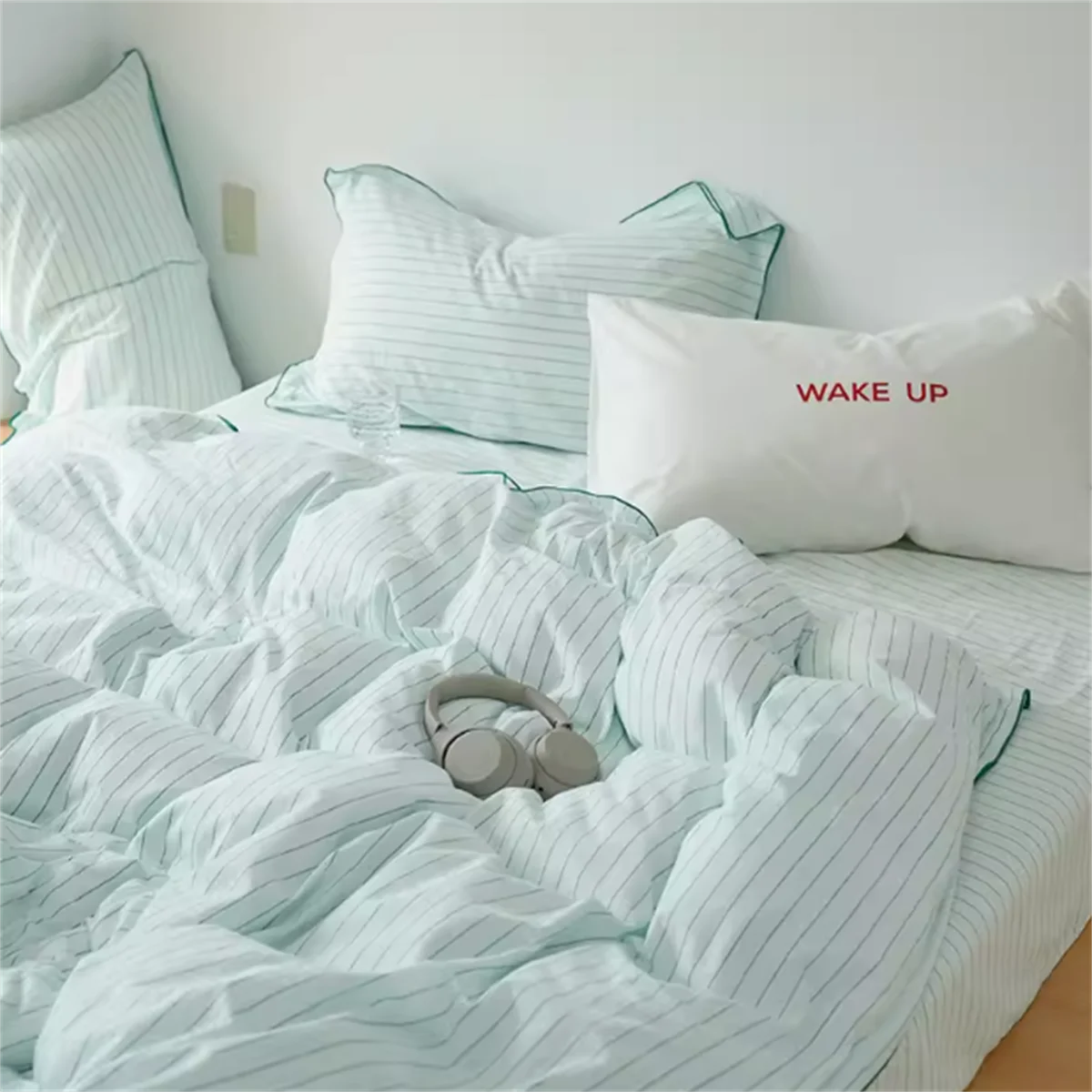 Minimalist Bedding – 4 Calm Korean Designs