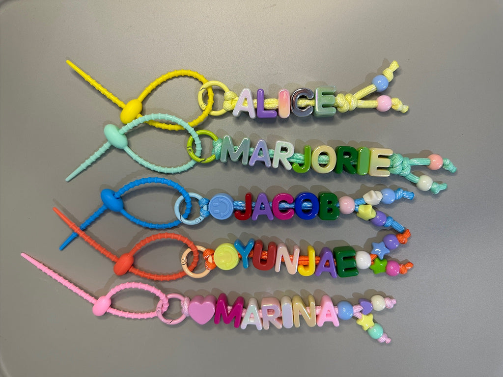 🌼  Personalized Initial Keyring