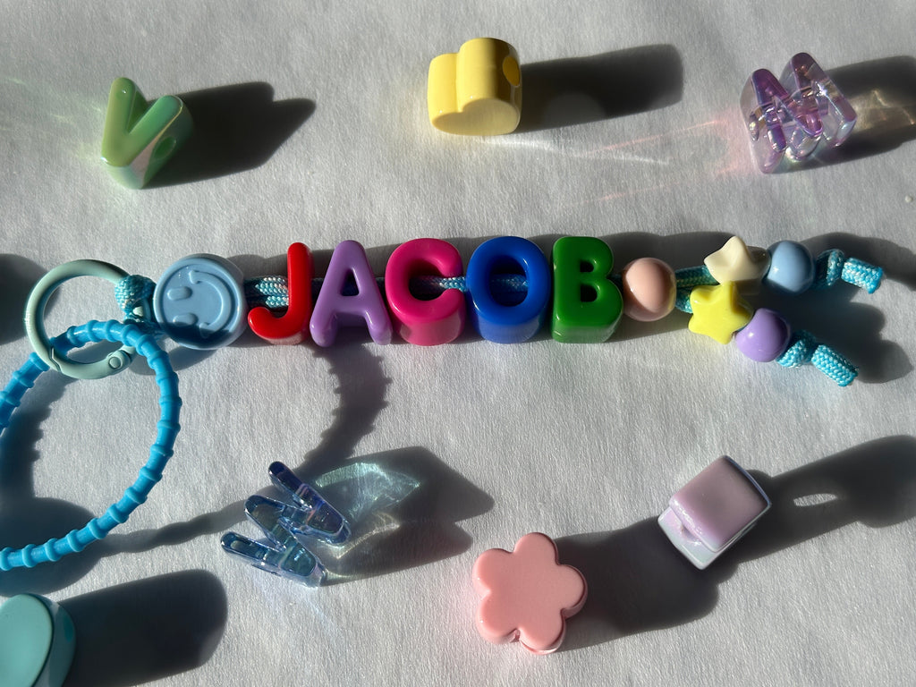 🌼  Personalized Initial Keyring