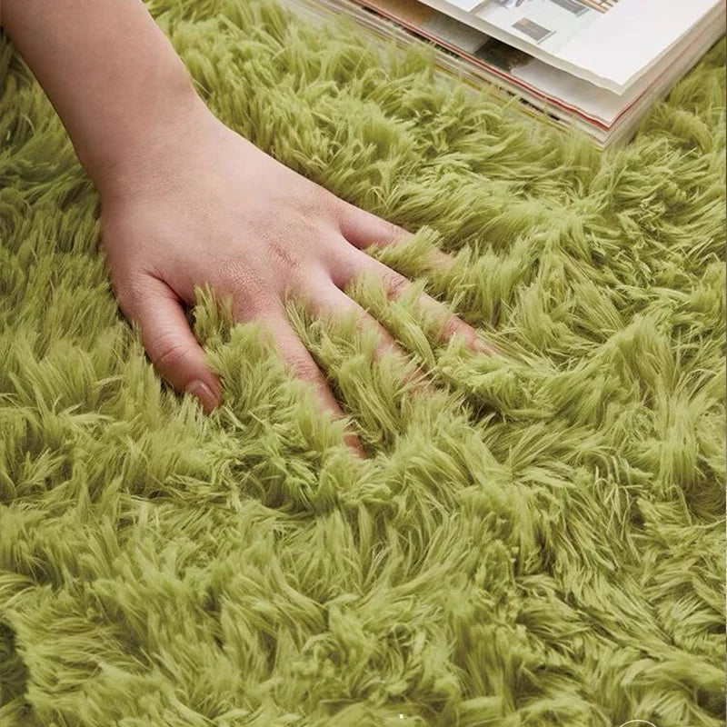 Solid Plush Area Rug – Soft & Minimalist Touch for Cozy Interiors