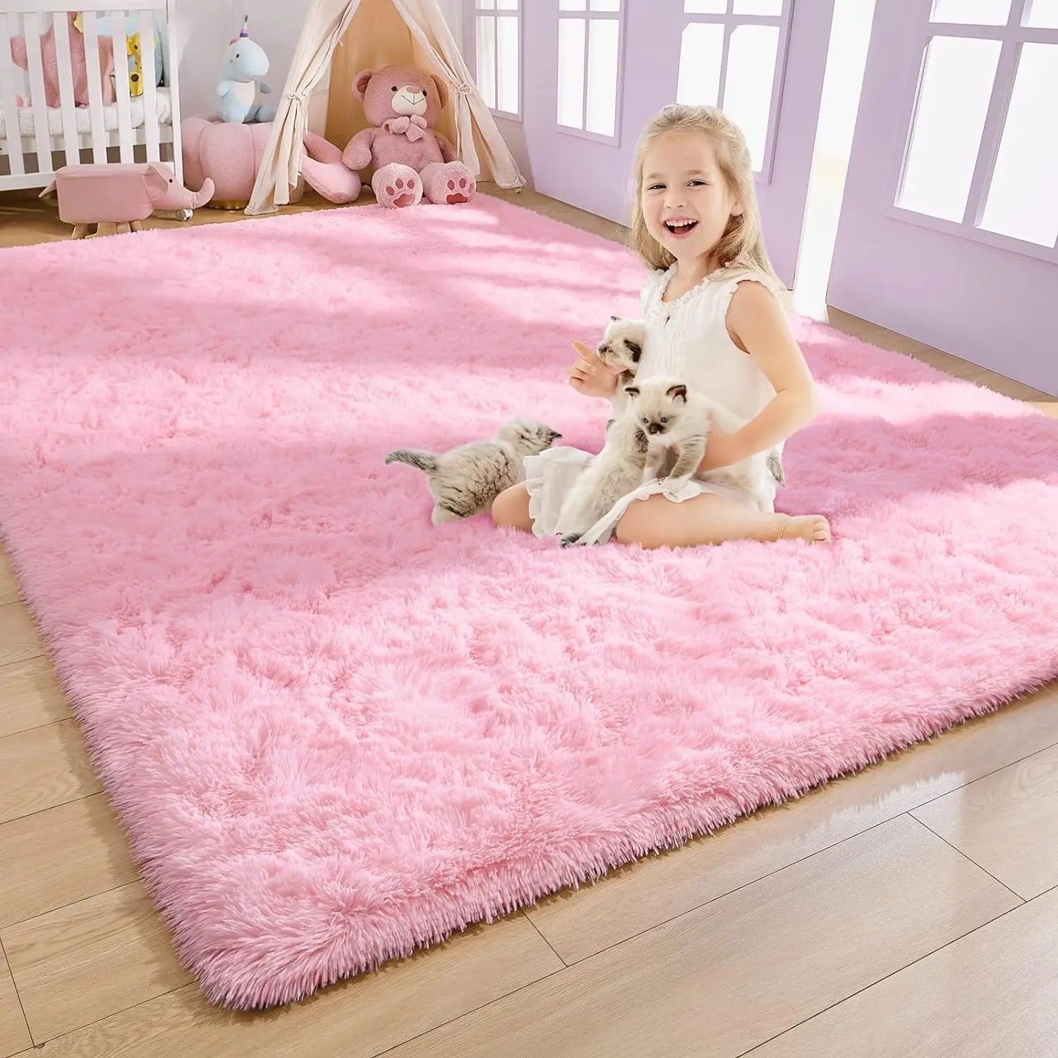 Solid Plush Area Rug – Soft & Minimalist Touch for Cozy Interiors