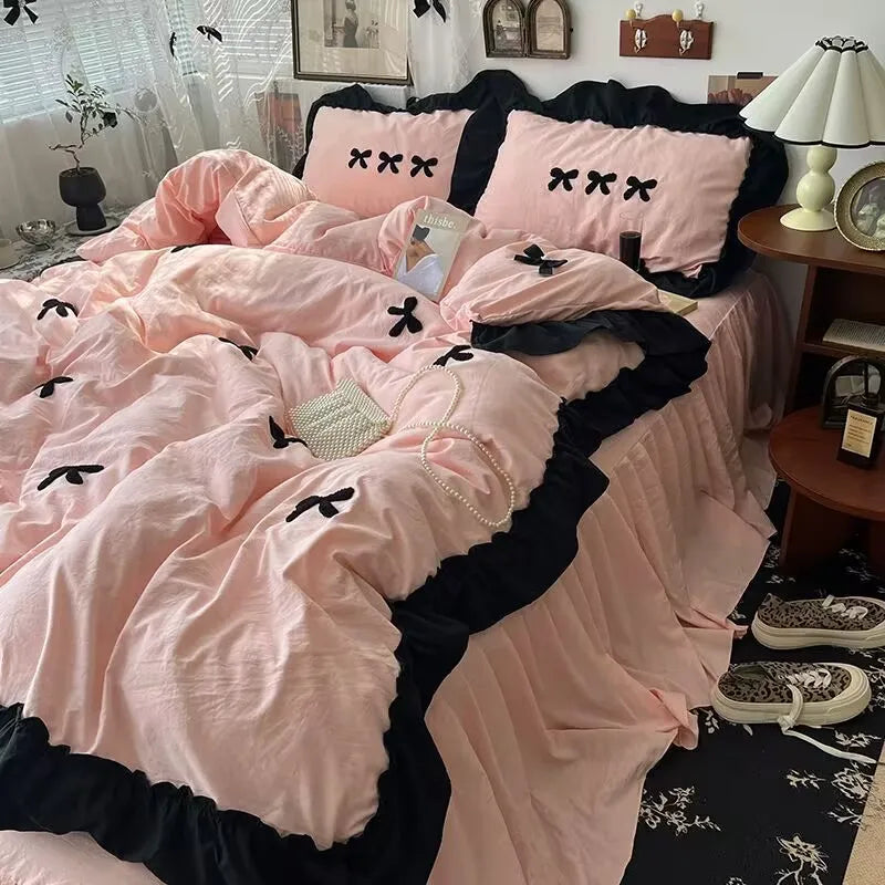 Contrast Ruffle & Bow Bedding Set