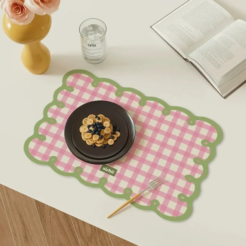 Gingham Scallop Faux Leather Placemat