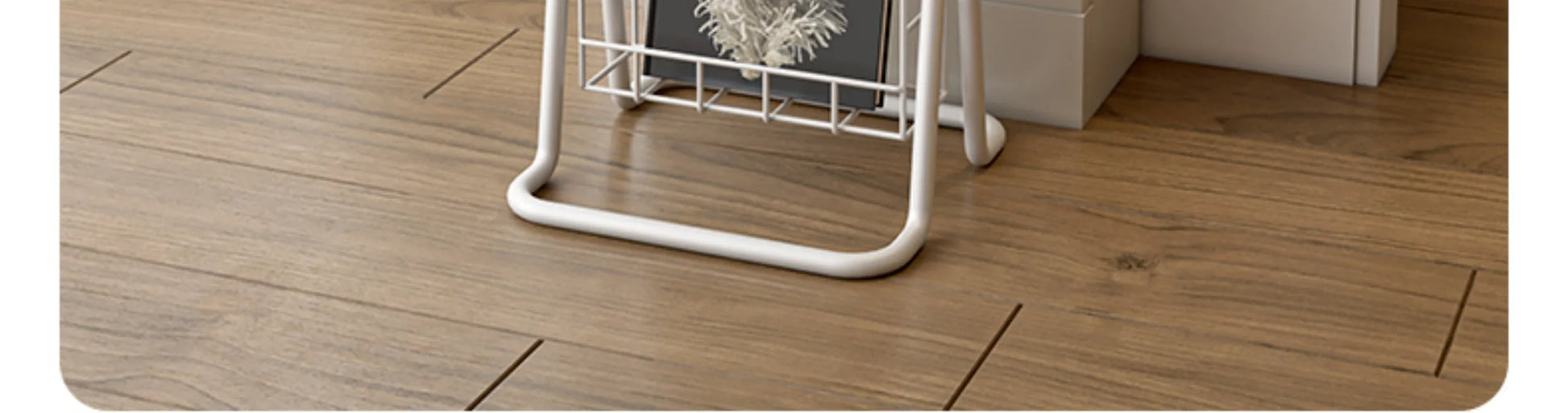 Iron Wall-Leaning Magazine Rack – Minimalist Vertical Bookshelf