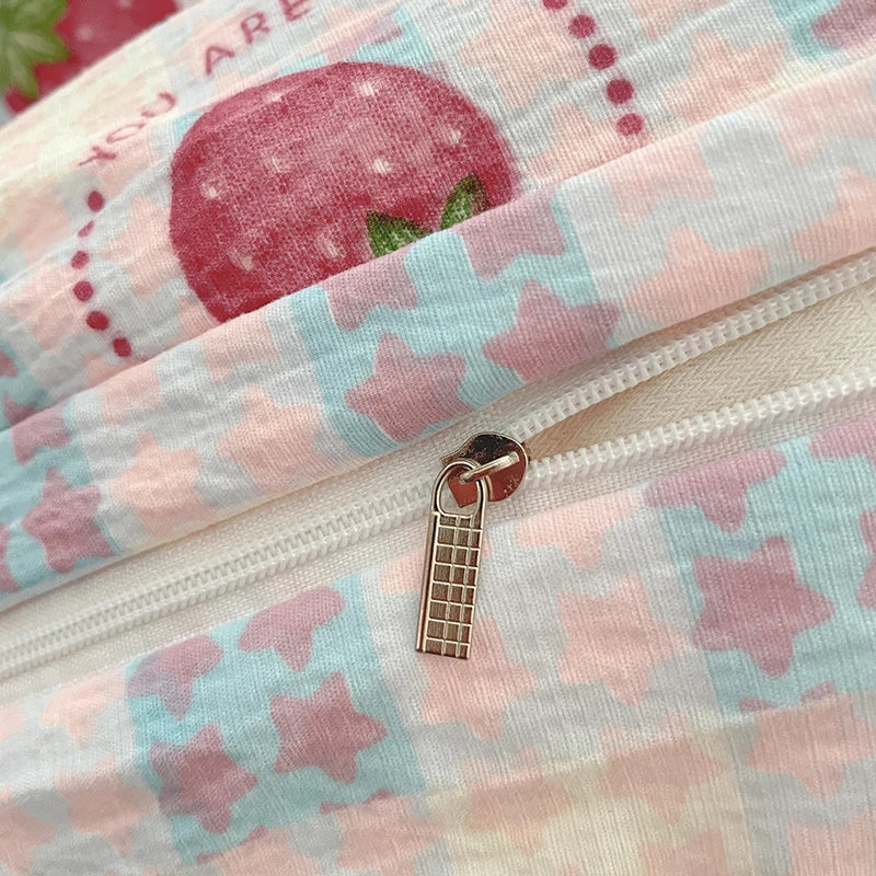 Strawberry Gingham Bedding Set