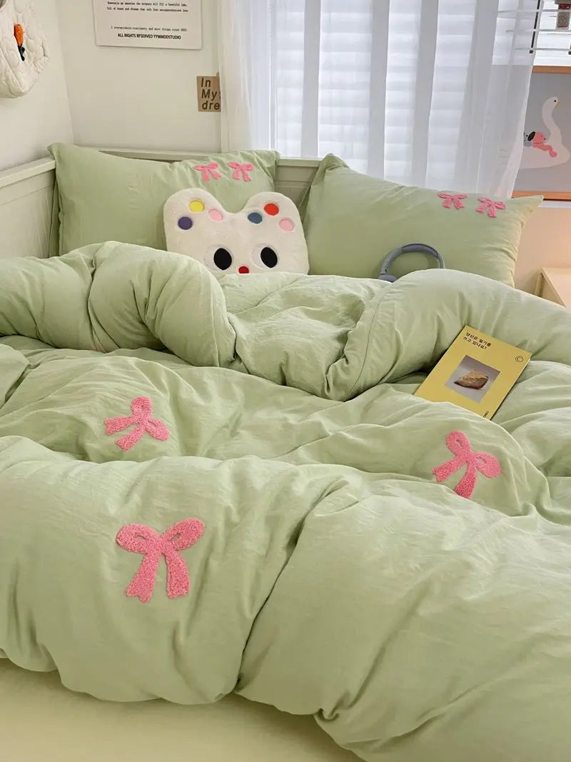 Soft Bow Accent Duvet Set