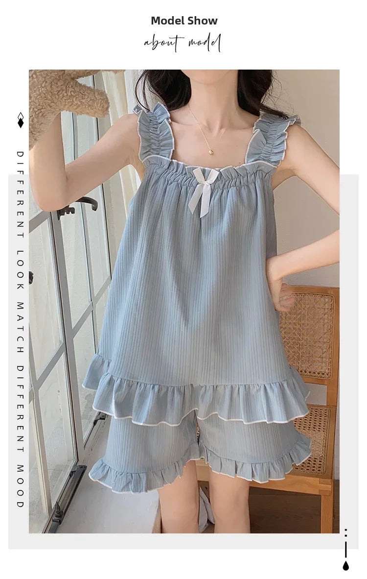 Square Neck Sleep Set – Summer Pajamas with Chest Pad