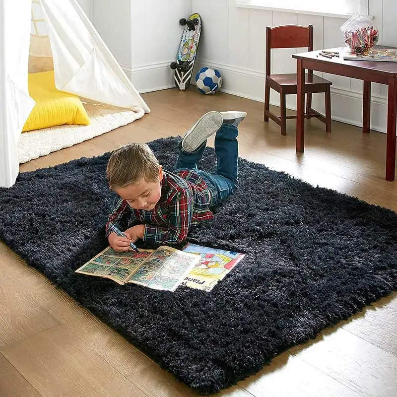 Solid Plush Area Rug – Soft & Minimalist Touch for Cozy Interiors