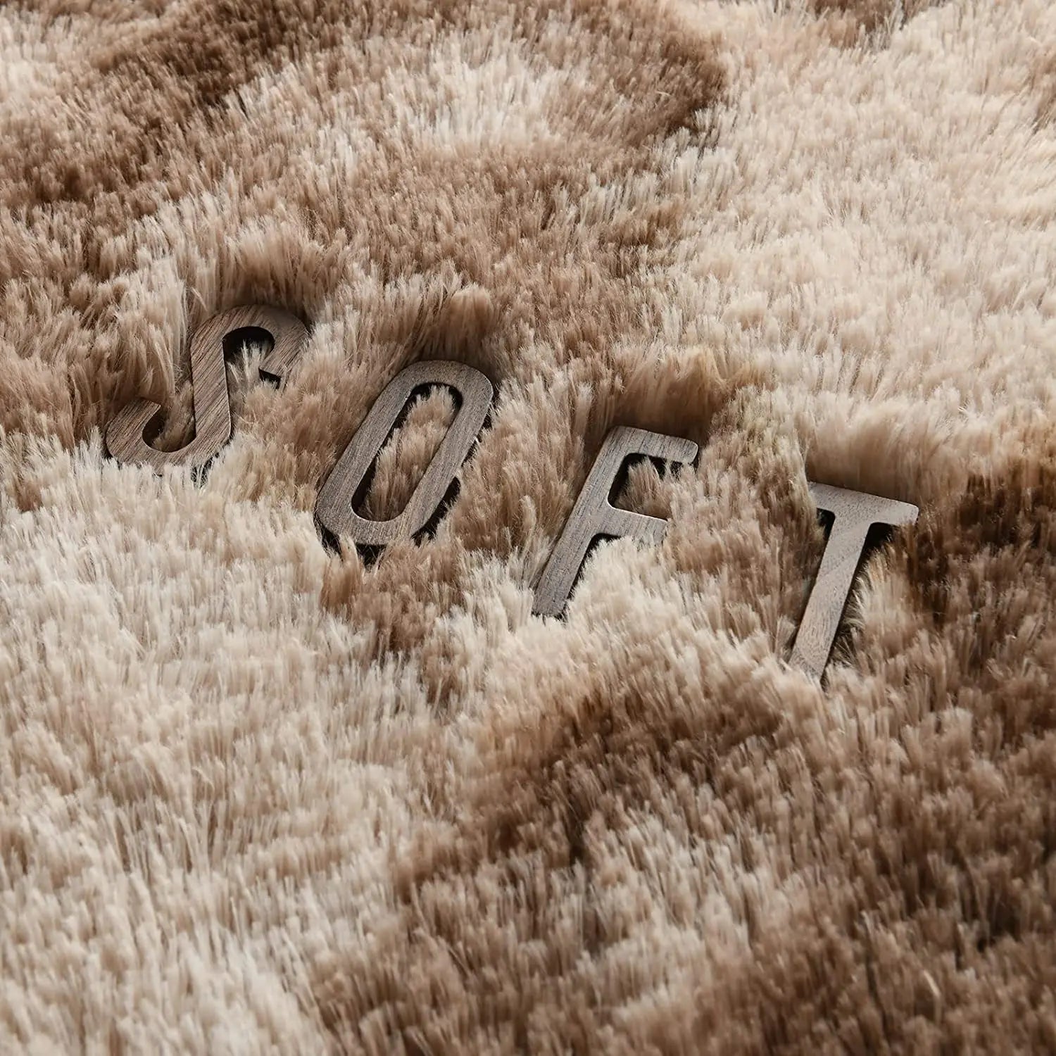 Solid Plush Area Rug – Soft & Minimalist Touch for Cozy Interiors