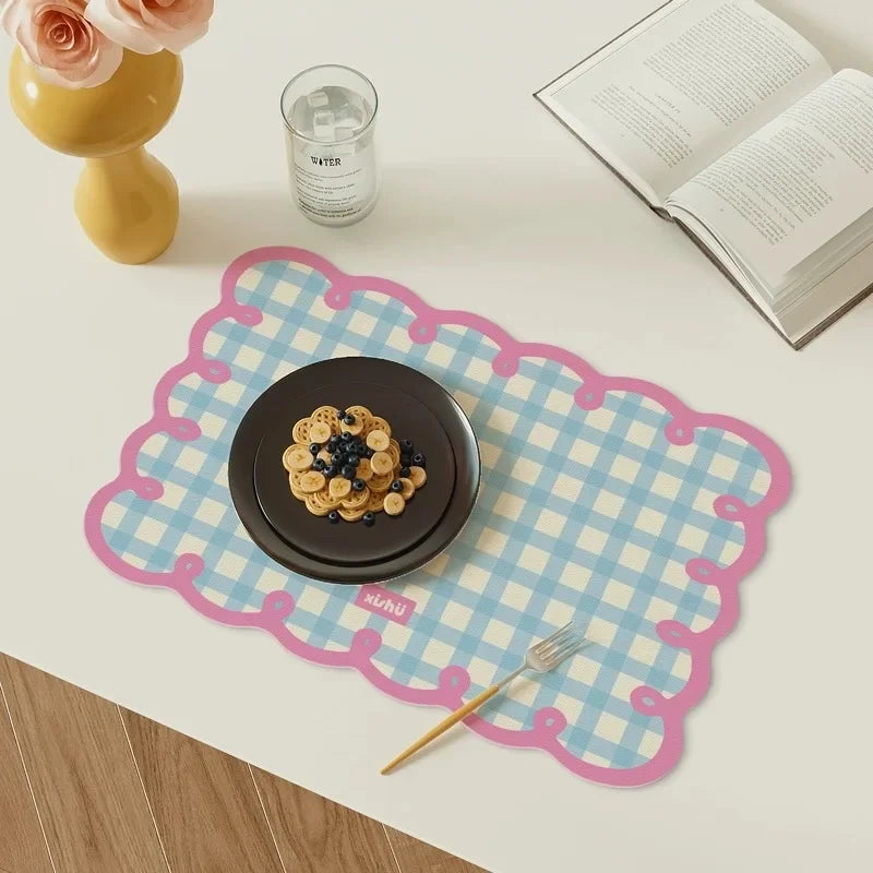 Gingham Scallop Faux Leather Placemat